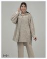 تصویر شومیز مانتویی پشت بلند کرمی 8421